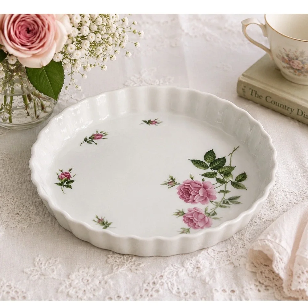Christineholm‎ Porcelain Quiche Tart Pan Pink Rose Fluted 9.25 Inch Round